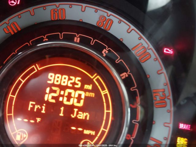 FIAT 500 Lounge Image 15