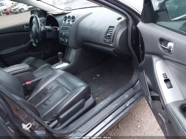 Nissan Altima 2.5 S Image 2