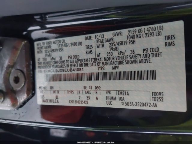 Ford Escape Titanium Image 7