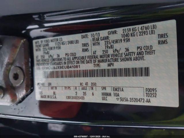 Ford Escape Titanium Image 7