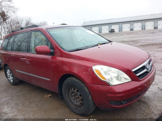 Hyundai Entourage Image 1