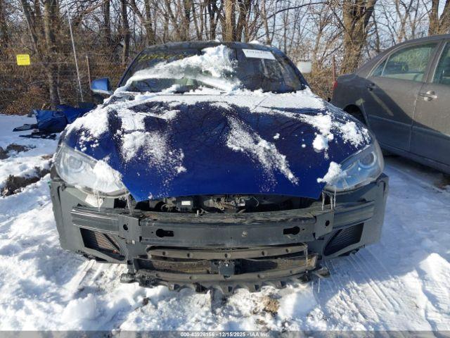 Tesla Model S Image 16