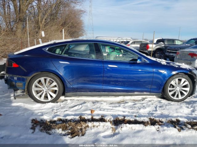 Tesla Model S Image 7