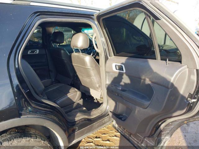 Ford Explorer Sport Image 14