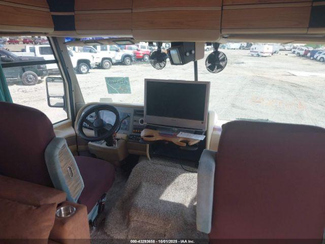 Chevrolet P30 Image 5