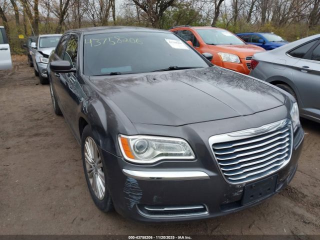 Chrysler 300 Image 1
