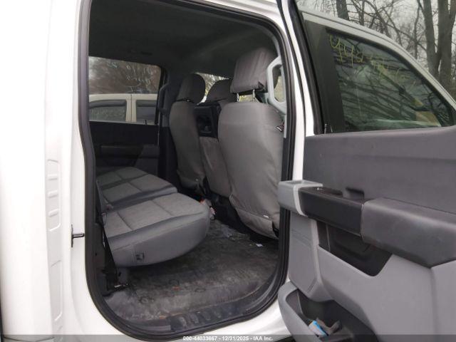 Ford F-150 Xl Image 8