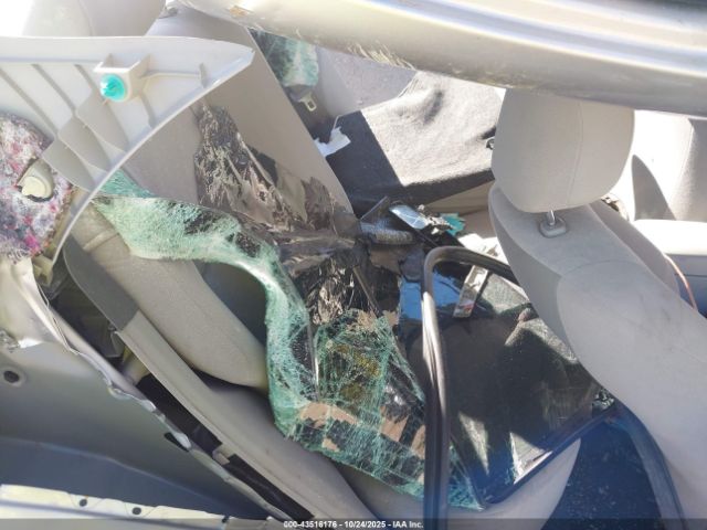 Toyota Corolla Le Image 7