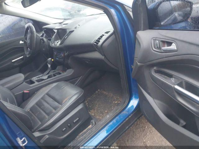 Ford Escape Titanium Image 8