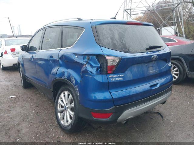 Ford Escape Titanium Image 5