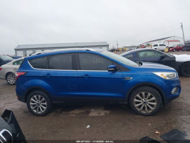 Ford Escape Titanium Image 13