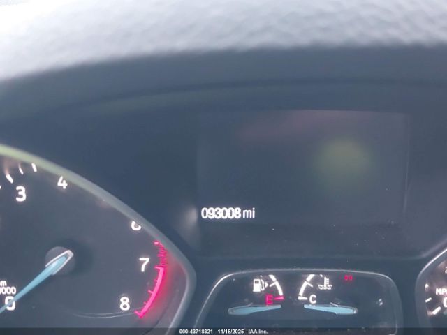 Ford Escape Titanium Image 14