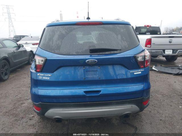 Ford Escape Titanium Image 16