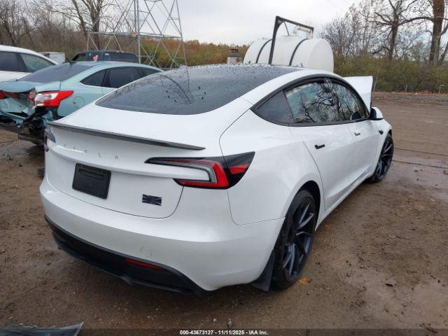 Tesla Model 3 Performance All-wheel Drive Image 4