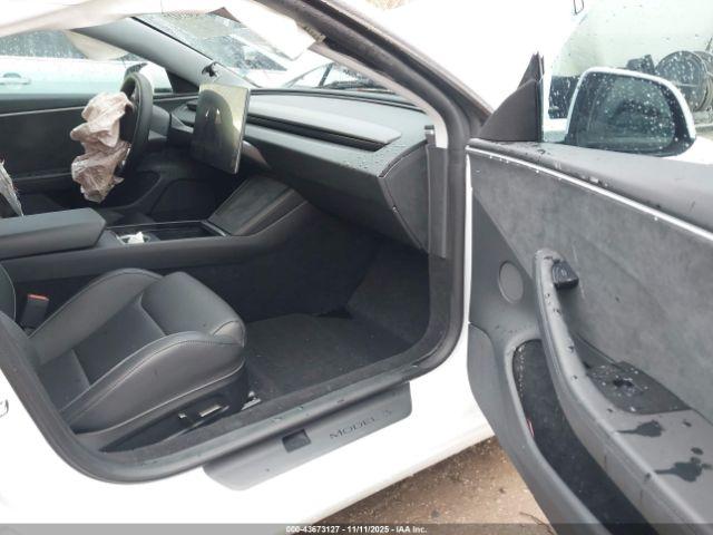 Tesla Model 3 Performance All-wheel Drive Image 5