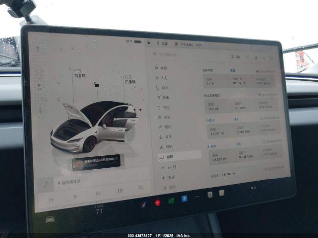 Tesla Model 3 Performance All-wheel Drive Image 15