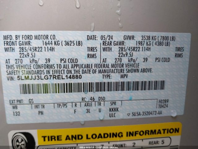 Lincoln Navigator Reserve L Image 5