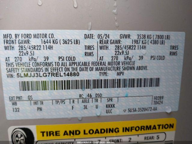 Lincoln Navigator Reserve L Image 5