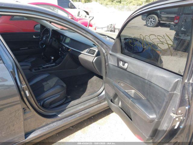 Kia Optima S Image 4