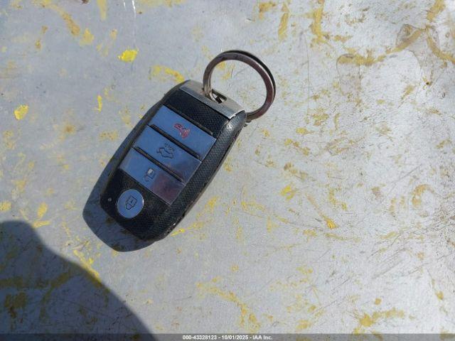 Kia Optima S Image 10