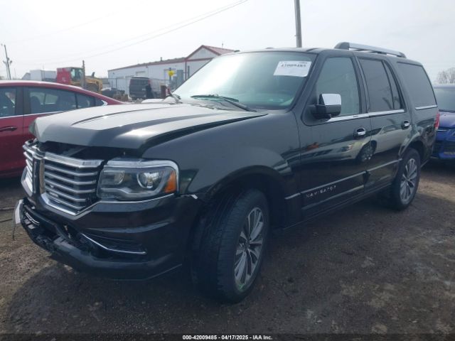 Lincoln Navigator Image 2