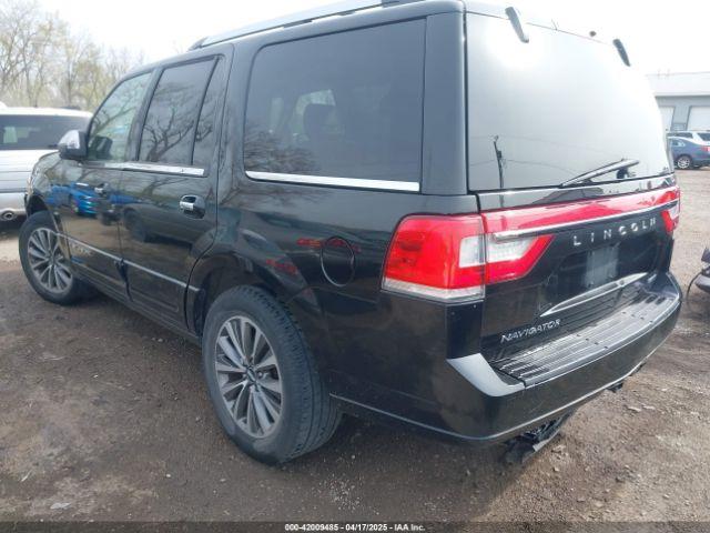 Lincoln Navigator Image 14