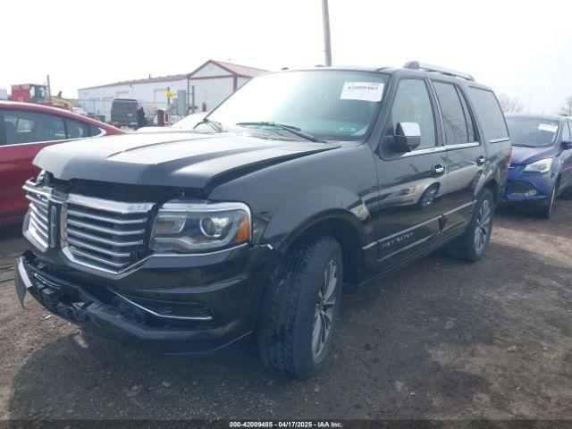 Lincoln Navigator Image 4