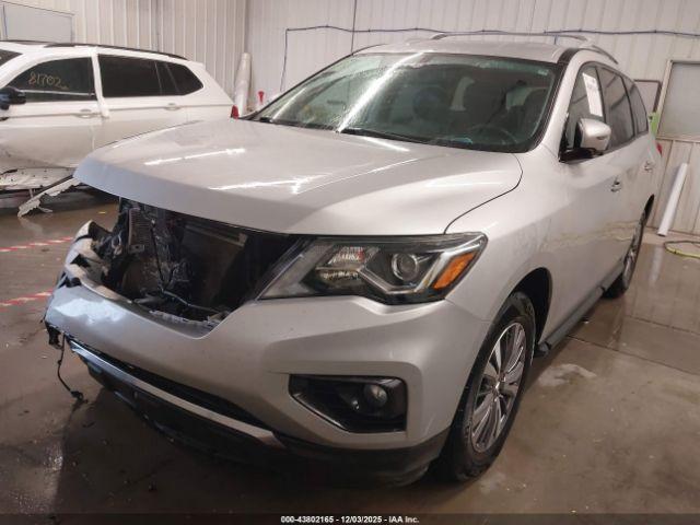 Nissan Pathfinder Sl Image 3