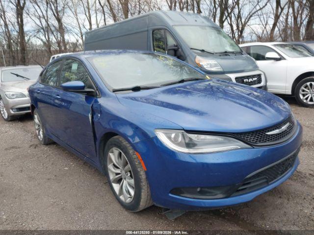 Chrysler 200 S Image 10