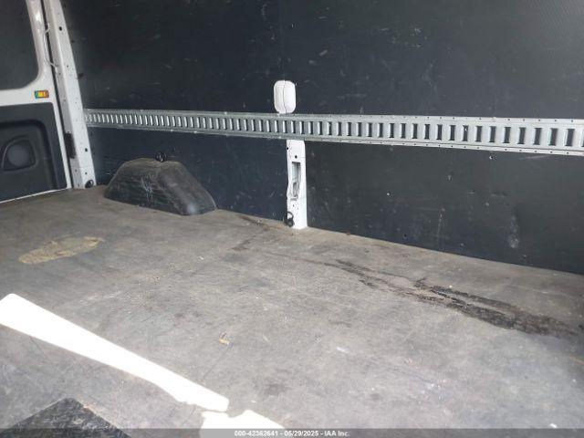 Ford Transit Image 3