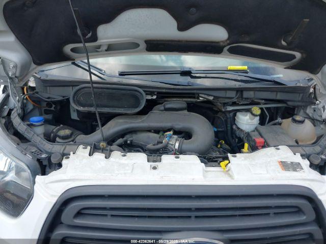 Ford Transit Image 10