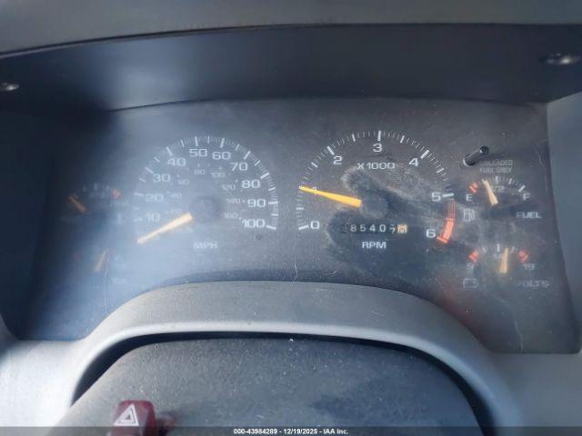 Chevrolet S-10 Ls Fleetside Image 4