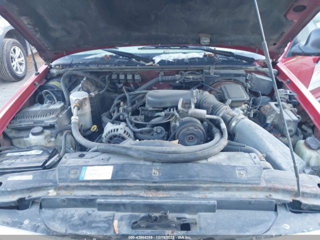 Chevrolet S-10 Ls Fleetside Image 8