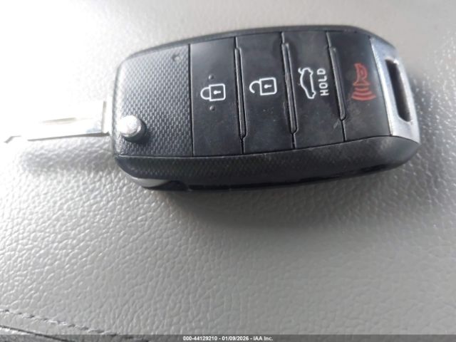 Kia Forte Lx Image 10