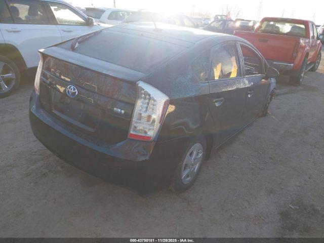 Toyota Prius Two Image 5