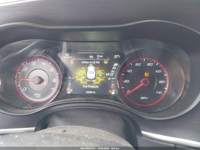 Dodge Charger Se Image 5