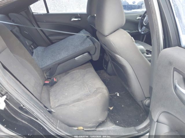 Dodge Charger Se Image 13