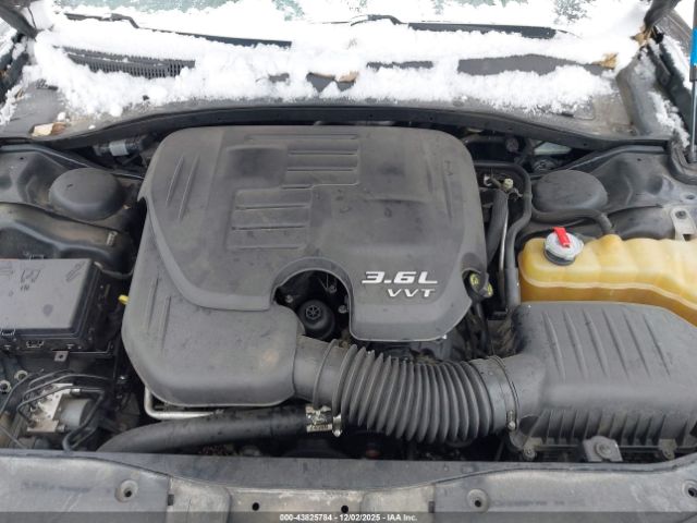 Dodge Charger Se Image 15