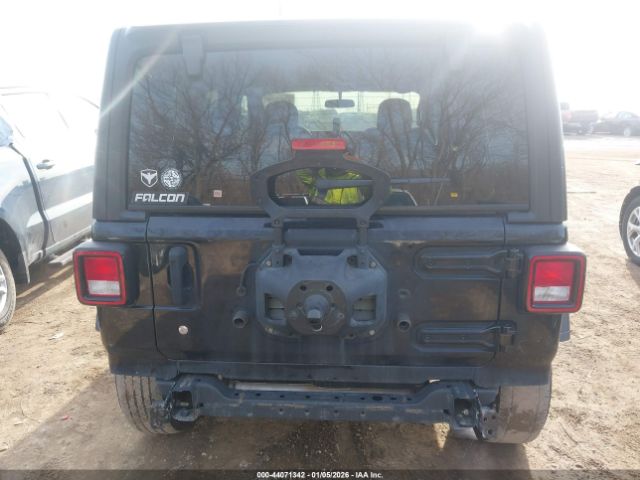 Jeep Wrangler Sport 4x4 Image 10