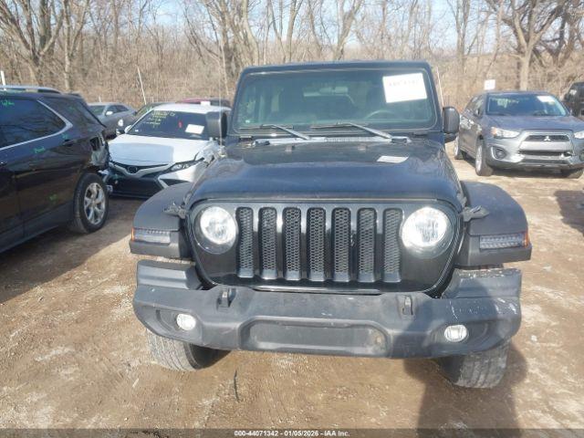 Jeep Wrangler Sport 4x4 Image 12