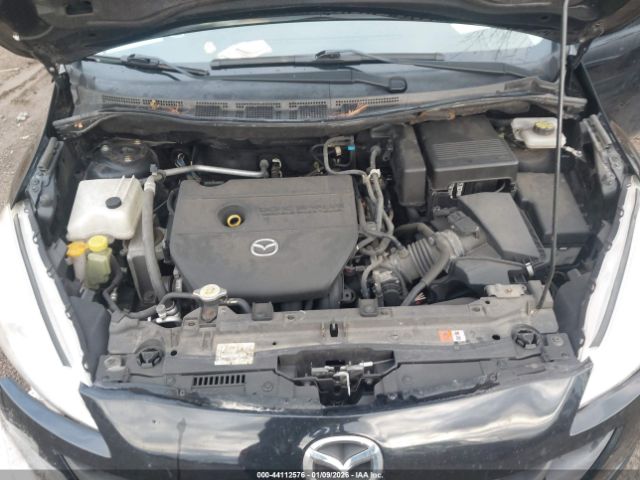 Mazda Mazda5 Sport Image 3