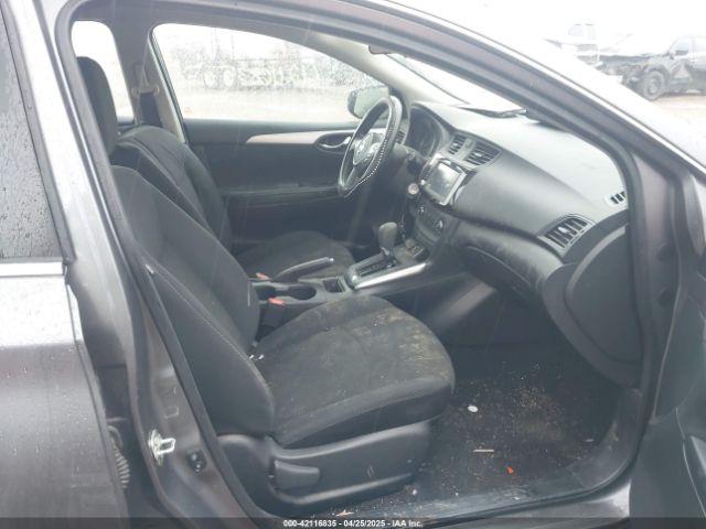 Nissan Sentra S Image 4