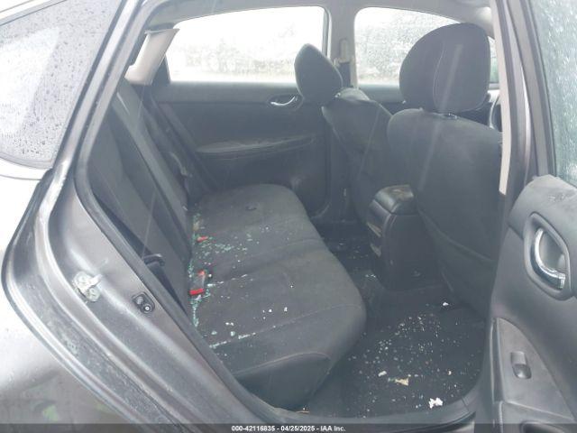 Nissan Sentra S Image 2