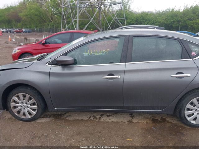 Nissan Sentra S Image 10