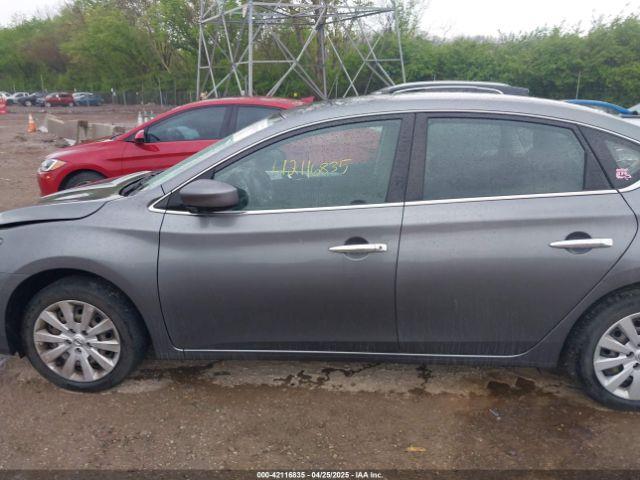 Nissan Sentra S Image 10