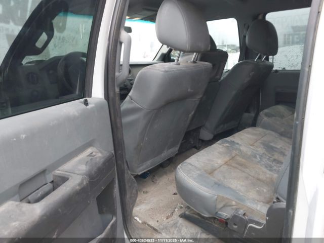 Ford F-350 Xl Image 4