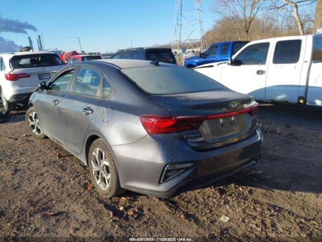 Kia Forte Lxs Image 12