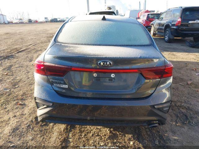 Kia Forte Lxs Image 6