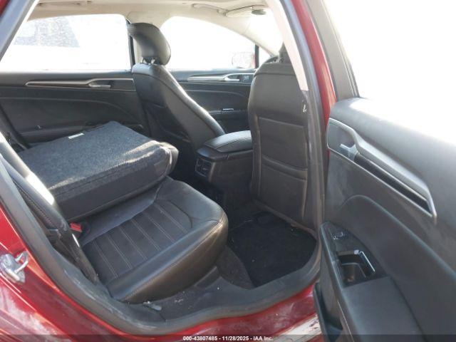 Ford Fusion Se Luxury Image 4