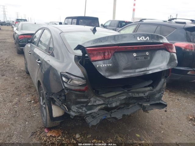 Kia Forte Lxs Image 8